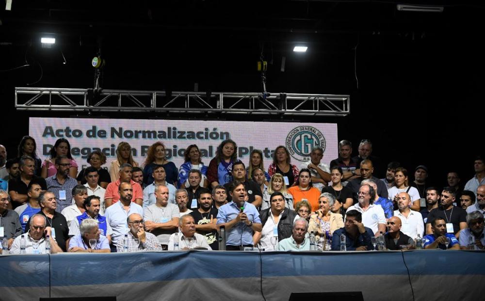 Kicillof participó del acto de normalización de la CGT Regional La Plata