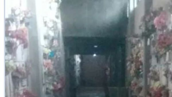 Aseguran que apareció un fantasma en el cementerio de La Plata