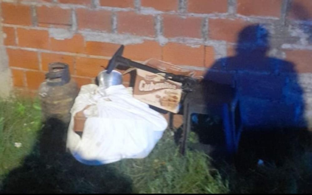 Entraron a robar a una casa y encontraron un cadáver