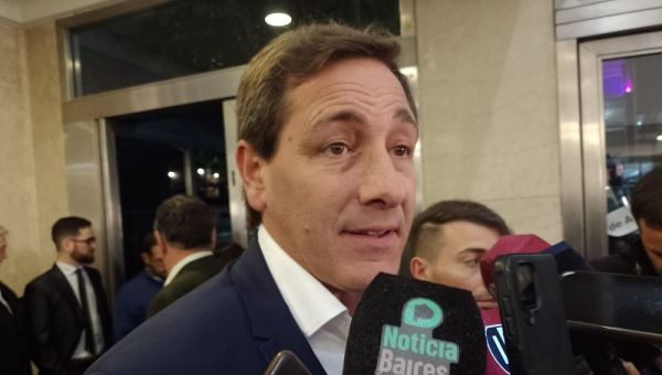 Garro asegura que ganó por más de 1400 votos y espera el escrutinio definitivo