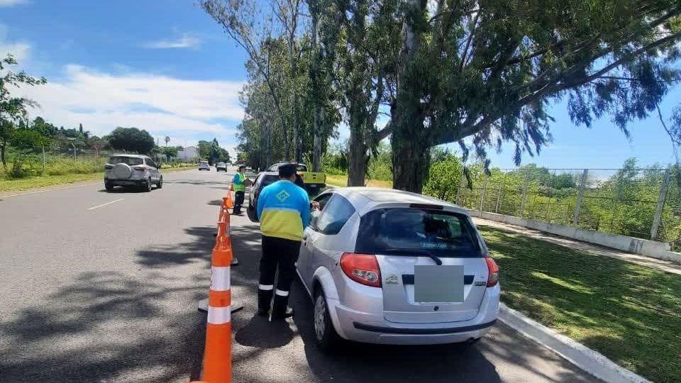 En la última semana, el Municipio desplegó más de 100 operativos viales y controló 3 mil vehículos