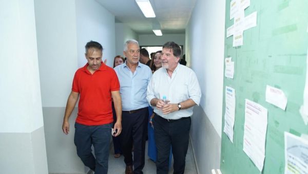 Municipio y Provincia avanzan con obras de infraestructura en escuelas platenses