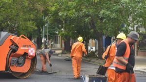 La Municipalidad encara el bacheo de 5.400 cuadras en todos los barrios