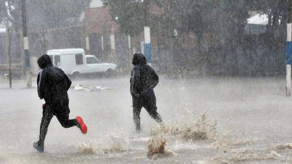 Recomendaciones ante las fuertes tormentas presentes en la región capital