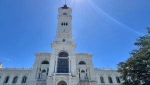 Disponen un aumento salarial del 7% para trabajadores municipales de La Plata