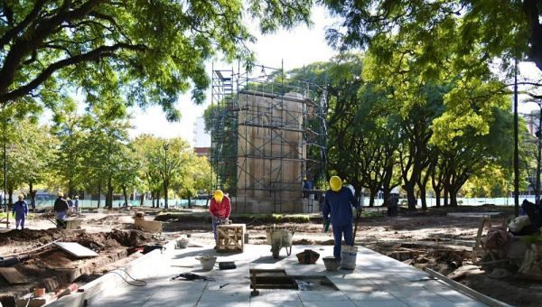 Con un 75% de ejecución, el Municipio avanza en la reconstrucción de Plaza Rocha
